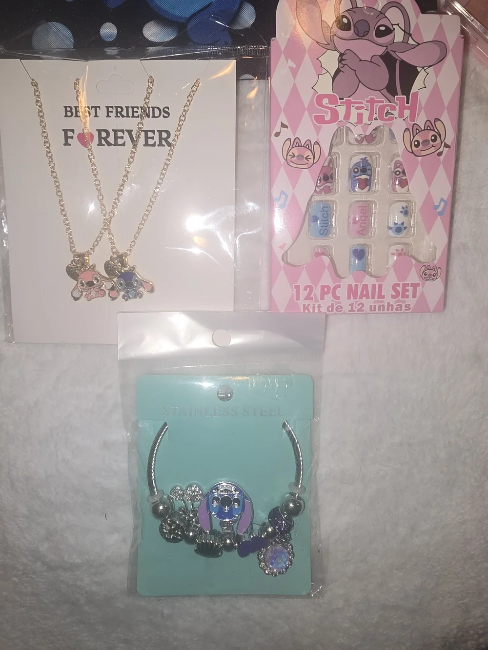 Disney Lilo & Stitch 9-Pc Ultimate Gift Bundle – Crossbody Bag, Makeup & Jewelry